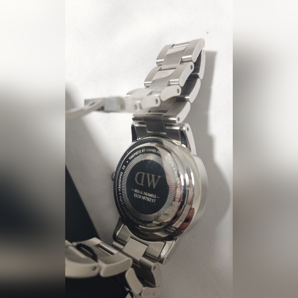 Daniel Wellington DW Iconic Watch 36mm - Silver Tone - Picture 4 of 6